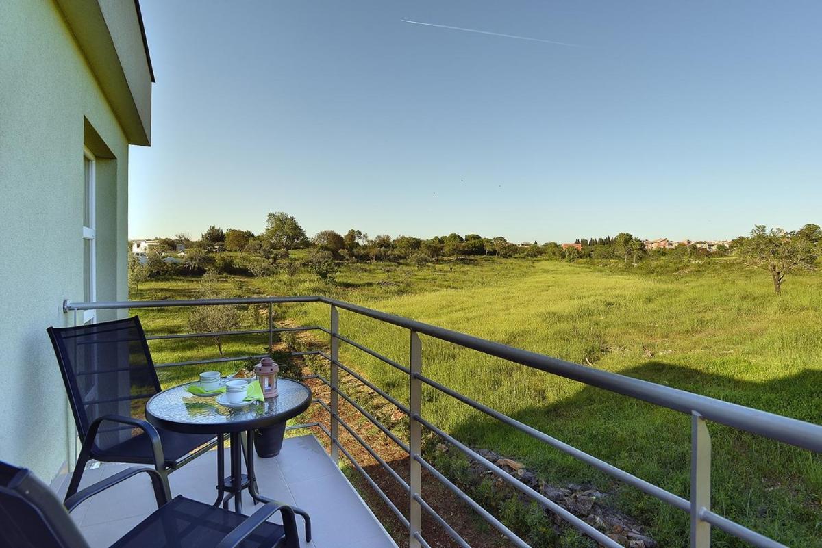 Holiday Home Bellissima Vodnjan Bagian luar foto