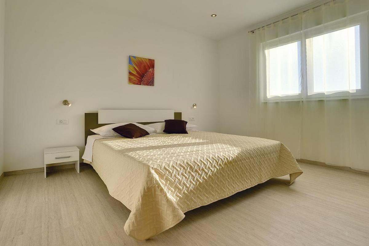 Holiday Home Bellissima Vodnjan Bagian luar foto